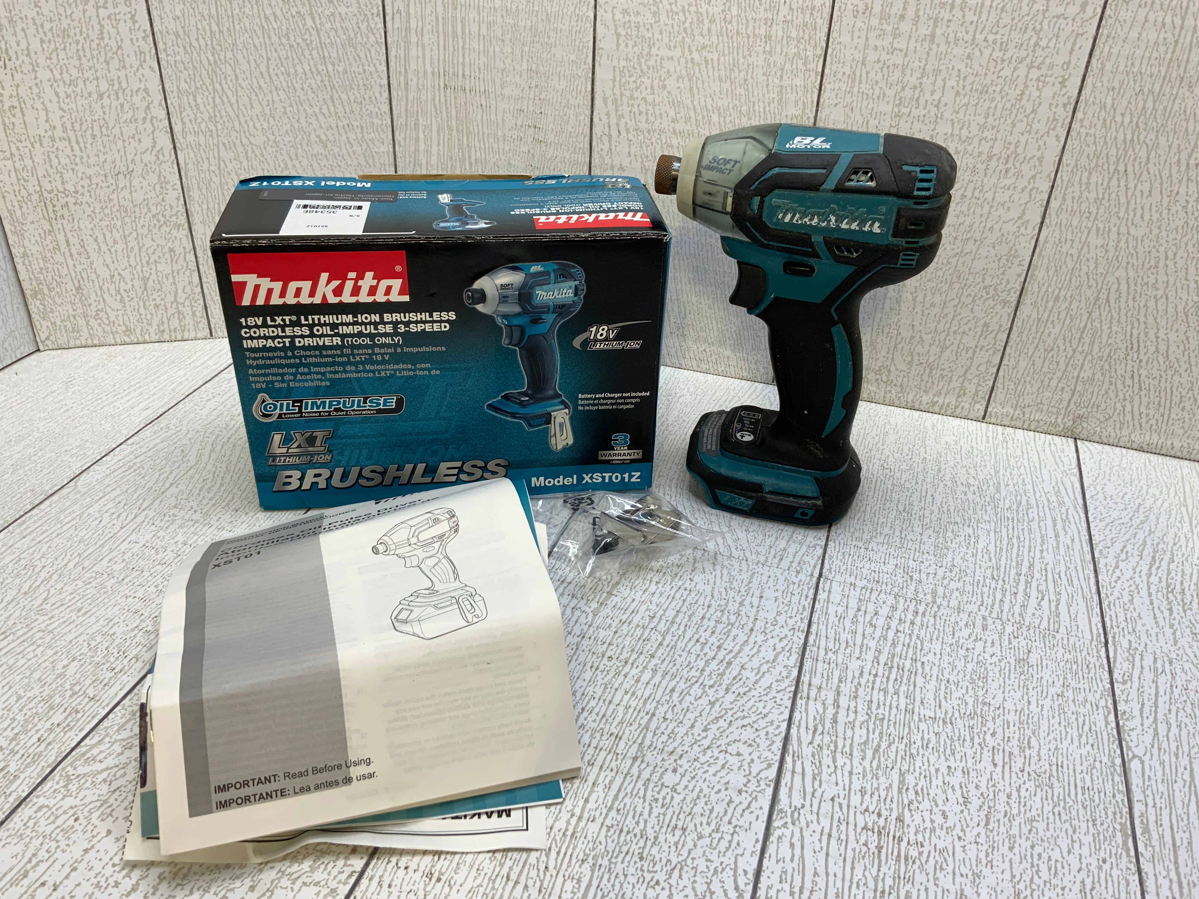 Makita XST01Z 18V LXT® Lithium-Ion Brushless Cordless Oil-Impulse 3-Speed (7931377451246)